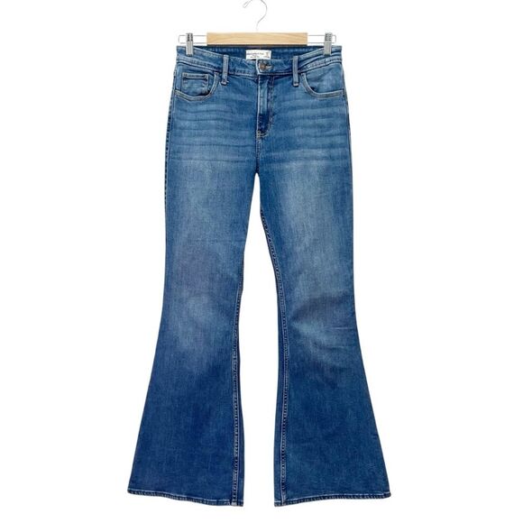 Abercrombie & Fitch The Flare Ultra High Rise Jeans Size 28 6R Medium Wash Denim - Picture 1 of 8